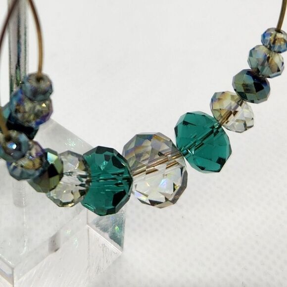 💜Teal & Clear Sparkly Beaded Gold Tone Hoop Earrings - Picture 6 of 9